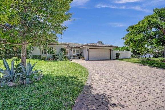 1844 NW 81st Ave, Coral Springs FL 33071