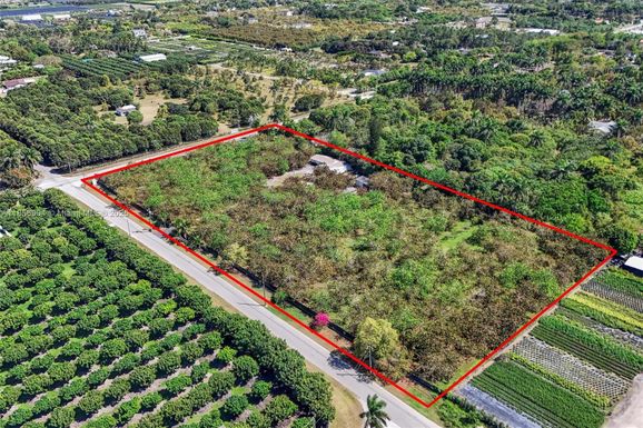 25600 SW 197th Ave, Homestead FL 33031
