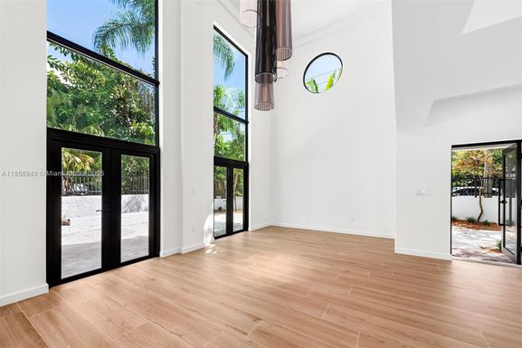 3000 Blaine St # 3000, Miami FL 33133