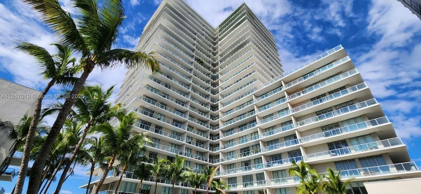 3470 E Coast Ave # H0603, Miami FL 33137