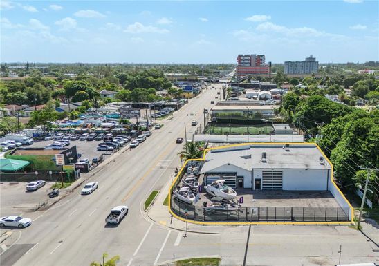 401 NW 79th St, Miami FL 33150