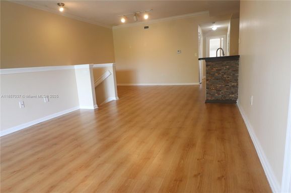 5880 W Sample Rd # 303, Coral Springs FL 33067