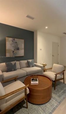 229 SW 9th St # 403, Miami FL 33130