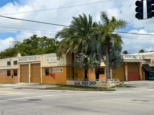 195 NW 71st St, Miami FL 33150