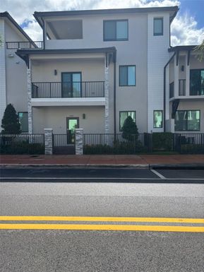 4281 NW 83rd Ave # 4281, Doral FL 33166