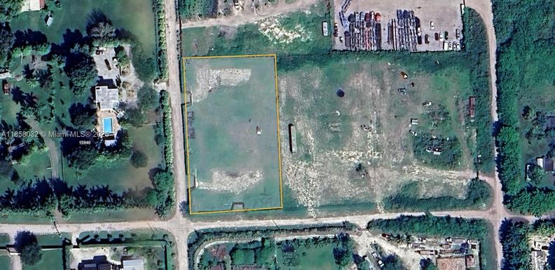 Sw 160th St SW 208 av, Miami FL 33187