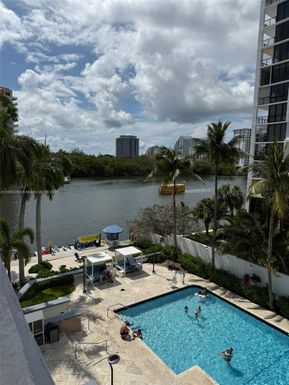 2670 E Sunrise Blvd # 303, Fort Lauderdale FL 33304