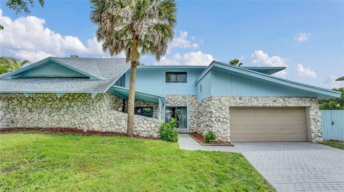 540 SW 101st Ave, Plantation FL 33324