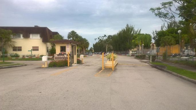 9105 SW 137th Ter # 4, Miami FL 33176