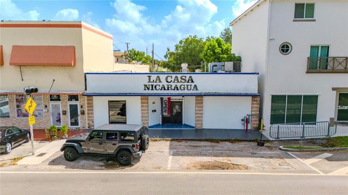 365 N Royal Poinciana Blvd, Miami Springs FL 33166