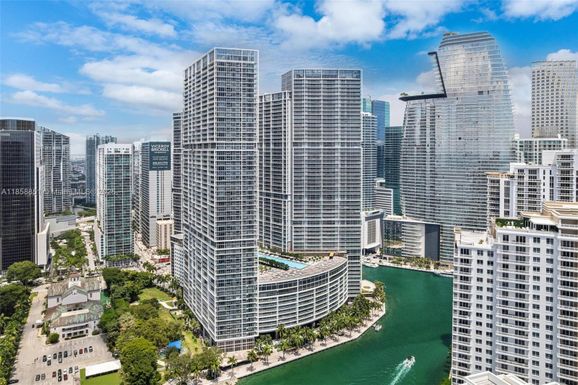 495 Brickell Ave # 411, Miami FL 33131