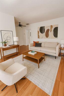 1300 N 17th Ave # 207, Hollywood FL 33020