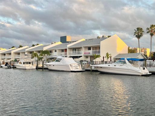 3547 NE 168th St # 101, North Miami Beach FL 33160