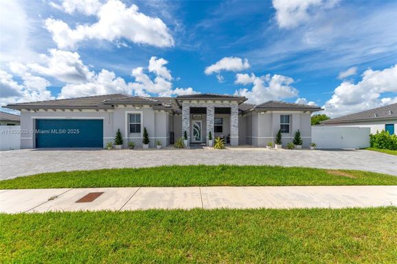 16916 SW 291st St, Homestead FL 33030
