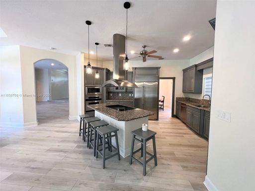 8160 NW 47th Dr, Coral Springs FL 33067