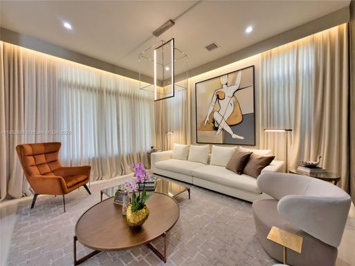 8162 NW 48th Ter, Doral FL 33166