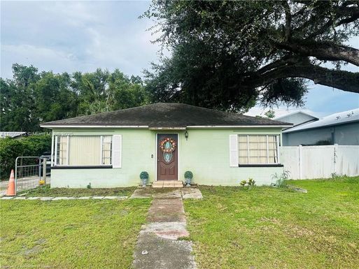 614 N Florida Ave, Other City - In The State Of Florida FL 33873