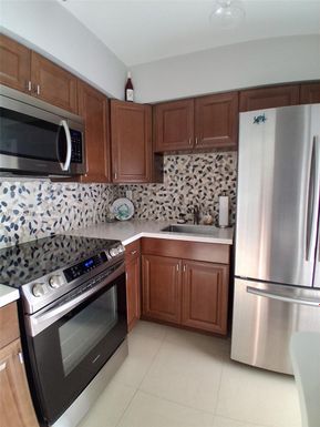 6560 Winfield Blvd # 204, Margate FL 33063