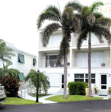 4001 S Ocean Blvd # 103, South Palm Beach FL 33480