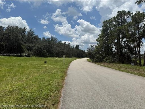 5056 LAKE REGENCY DR, Sebring FL 33875