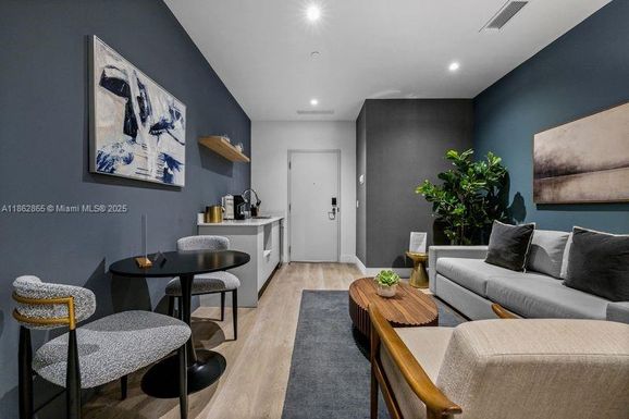 239 SW 9 Street # 602, Miami FL 33130