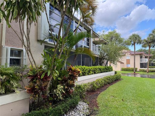 4780 NW 102nd Ave # 11, Doral FL 33178
