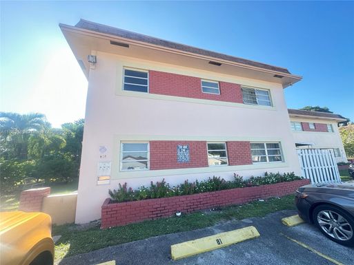 2418 SW 42nd Ave # 1B, Fort Lauderdale FL 33317