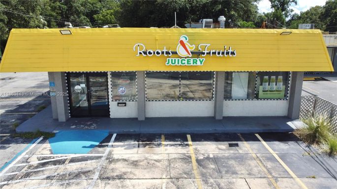 2944 W University Blvd W, Jacksonville FL 32217