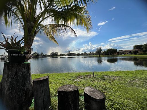 6590 W 24th Ct #24-106, Hialeah FL 33016