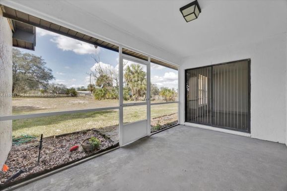 30 buck circle, Other City - In The State Of Florida FL 33844