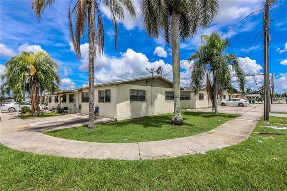 506 NW 7th Ave, Florida City FL 33034