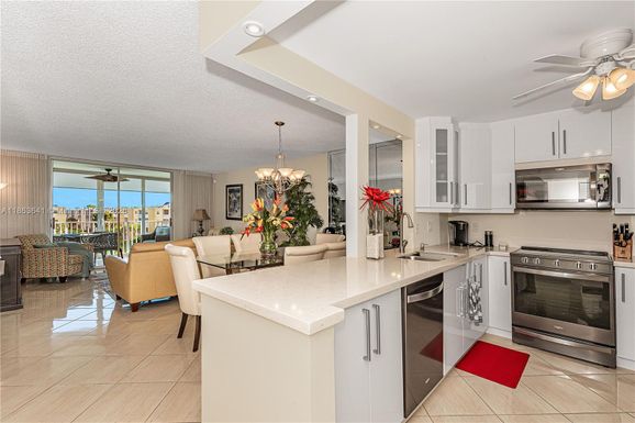 1025 SE 2nd Ave # 407, Dania Beach FL 33004