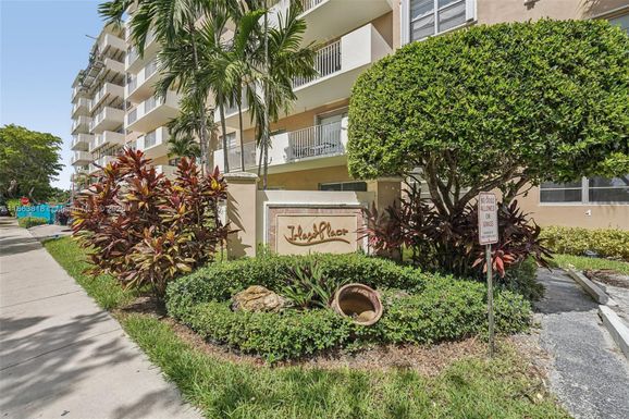 1455 N Treasure Dr # 7G, North Bay Village FL 33141