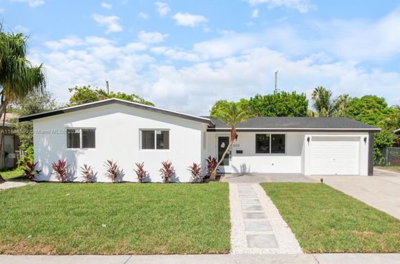 600 SW 64th Pkwy, Pembroke Pines FL 33023