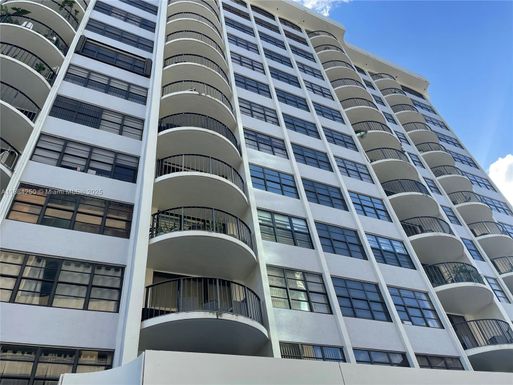 66 Valencia Ave, Coral Gables FL 33134