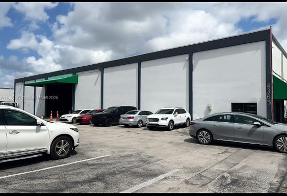 4365 NW 128th St, Opa-Locka FL 33054