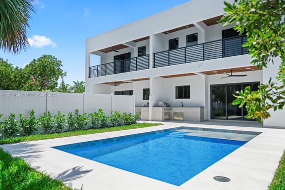 1320 NE 16th Ave # B, Fort Lauderdale FL 33304