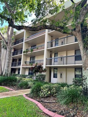 100 NW 76th Ave # 2, Plantation FL 33324