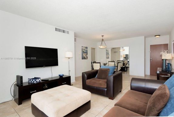 3901 S Ocean Dr # 4U, Hollywood FL 33019