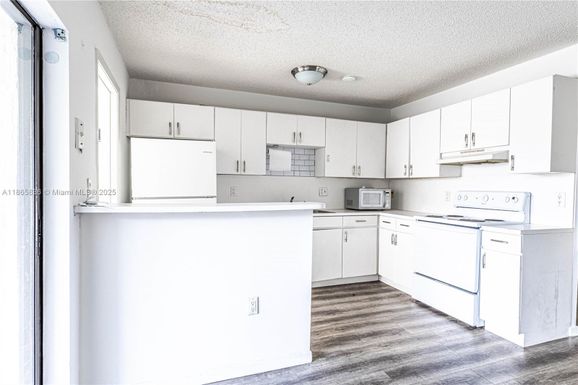 10350 SW 220th St # 254, Cutler Bay FL 33190