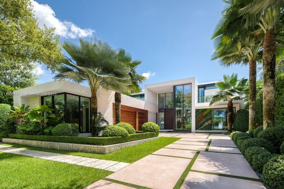 4550 Island Rd, Miami FL 33137