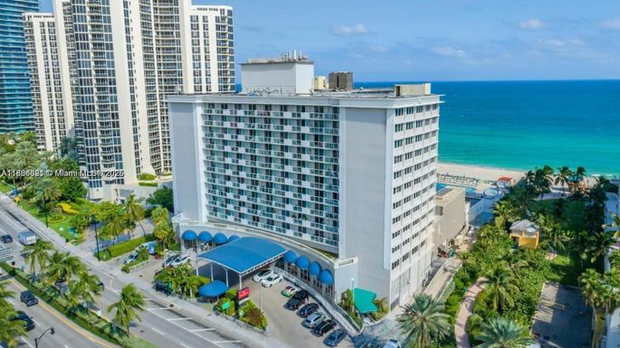 19201 Collins Ave # 1108, Sunny Isles Beach FL 33160