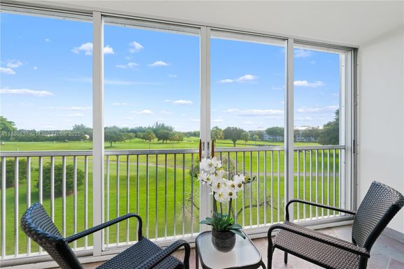 12701 SW 13th St # 310F, Pembroke Pines FL 33027