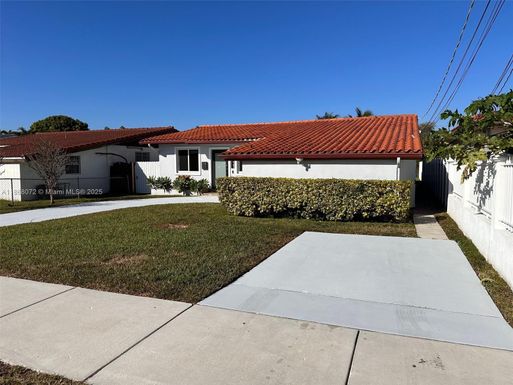 8943 SW 25th St # 2, Miami FL 33165