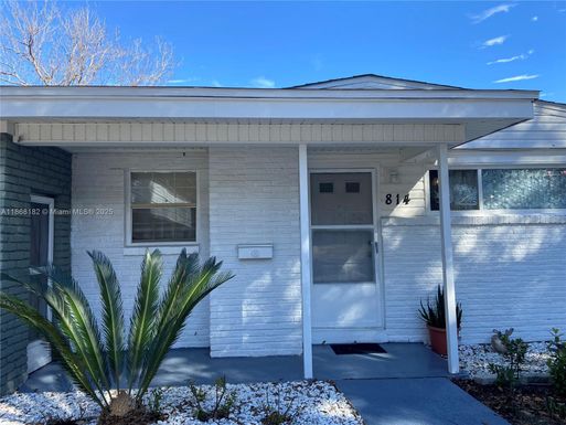 814 S MADISON, Other City - In The State Of Florida FL 32505