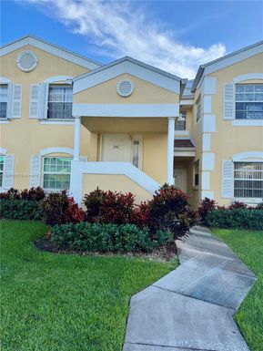 2258 SE 27th Dr, Homestead FL 33035