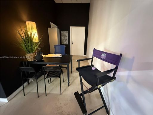 7445 W 4th Ave #102, Hialeah FL 33014