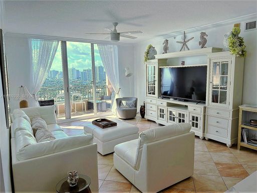 2080 S OCEAN DRIVE, Hallandale Beach FL 33009