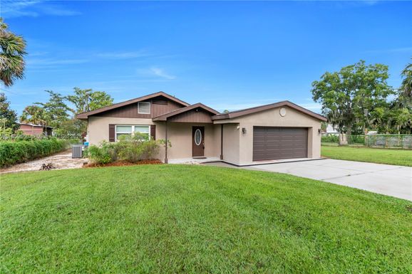 9431 Lake Marion Creek Road, Other City - In The State Of Florida FL 33844
