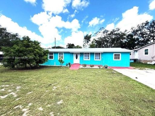 2003 Roseland Ave, Sebring FL 33870